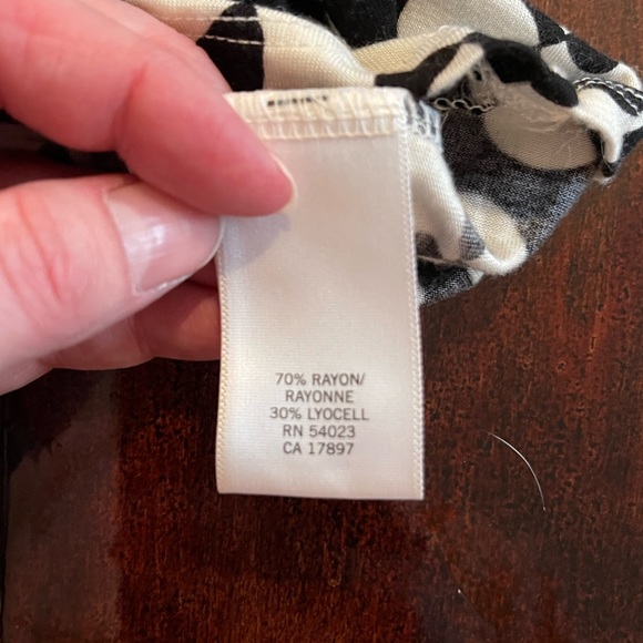 Banana Republic Size M Luxe Tank - Picture 7 of 7